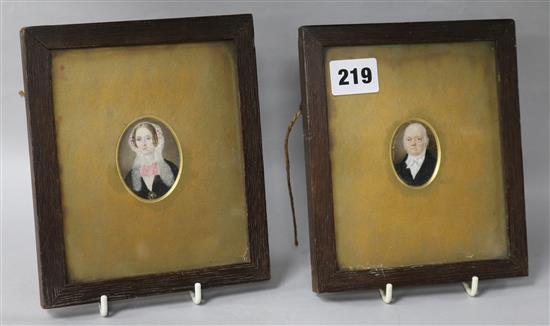 Victorian School, a pair of miniatures on ivory of a lady and gentleman, 4 x 3cm